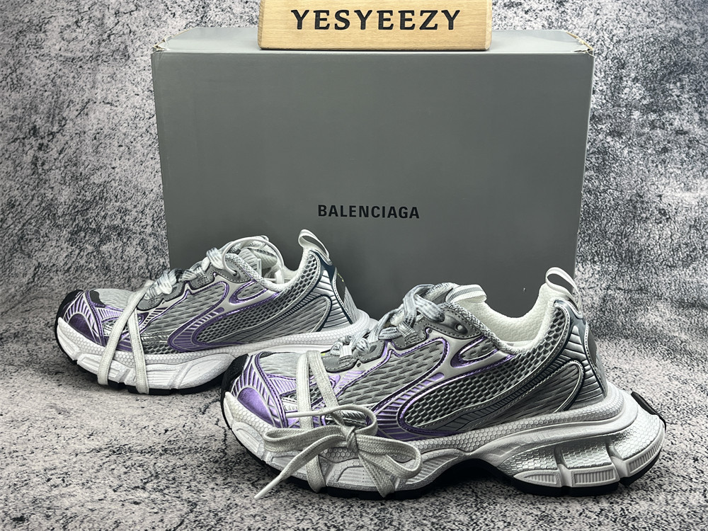 UA Balenciga 3XL Sneaker