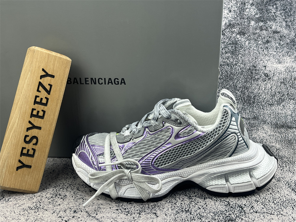 UA Balenciga 3XL Sneaker