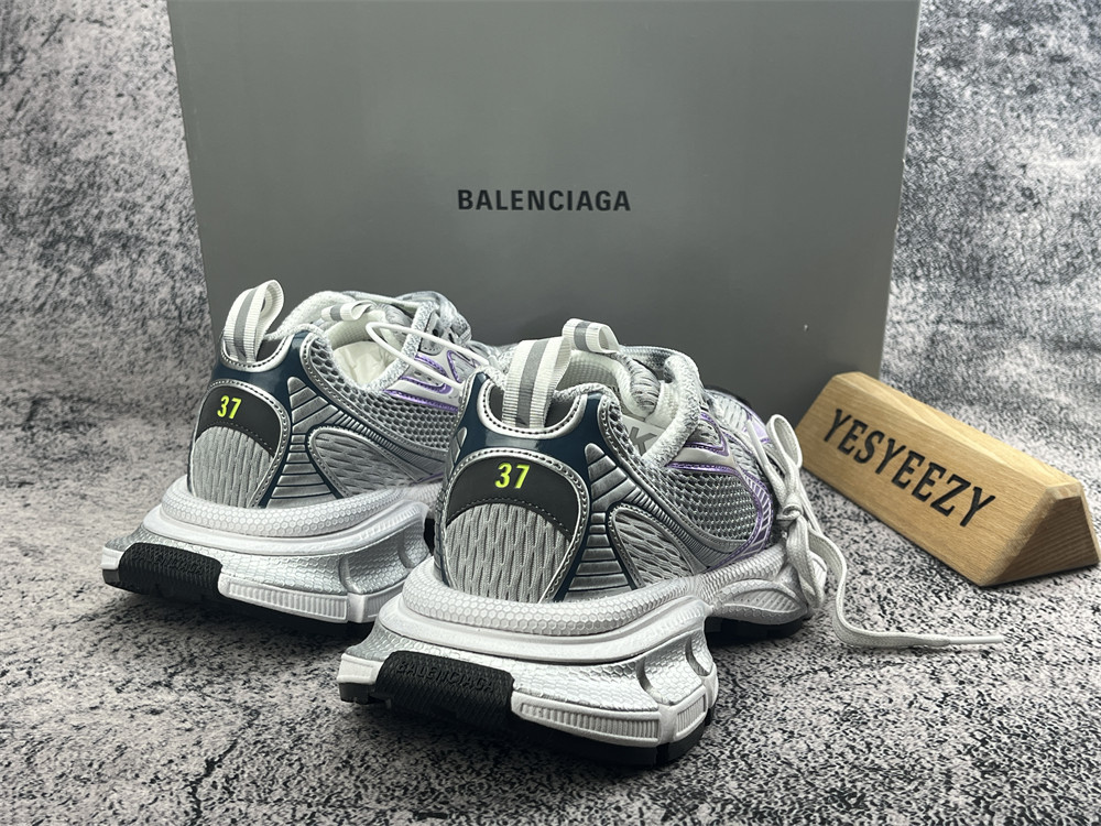 UA Balenciga 3XL Sneaker