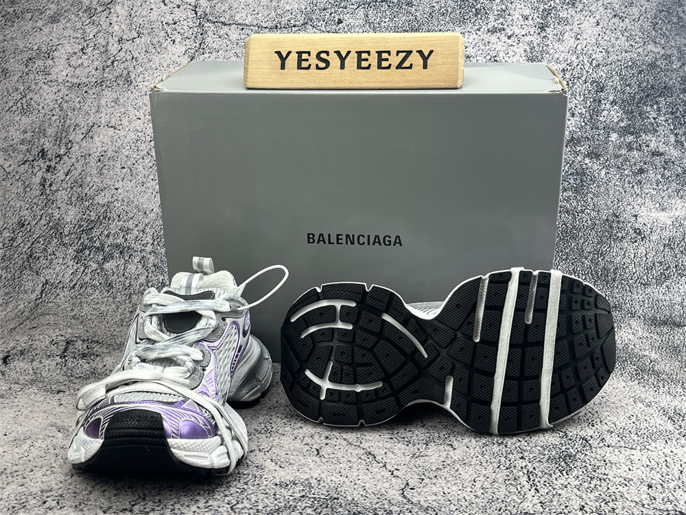UA Balenciga 3XL Sneaker