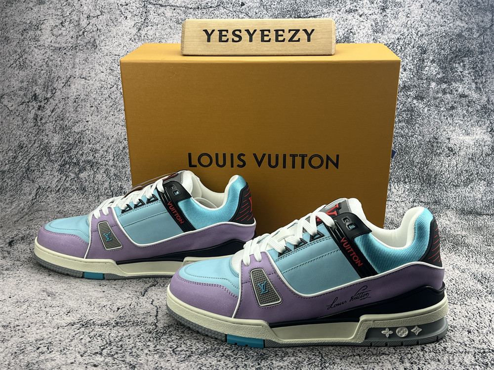 UA LV Trainer Sneaker