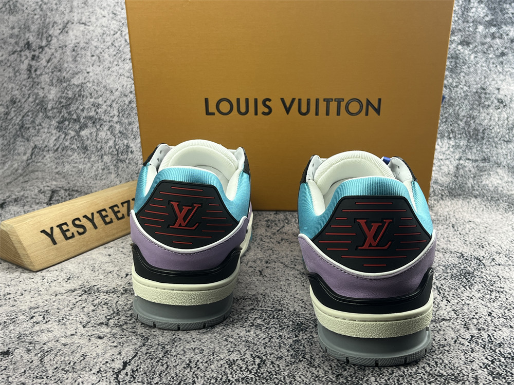 UA LV Trainer Sneaker