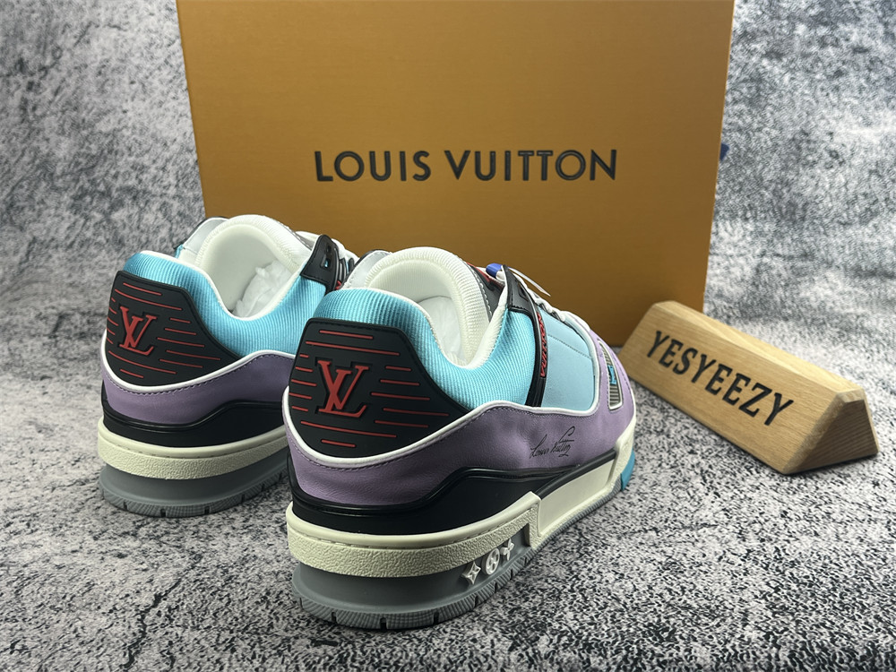 UA LV Trainer Sneaker