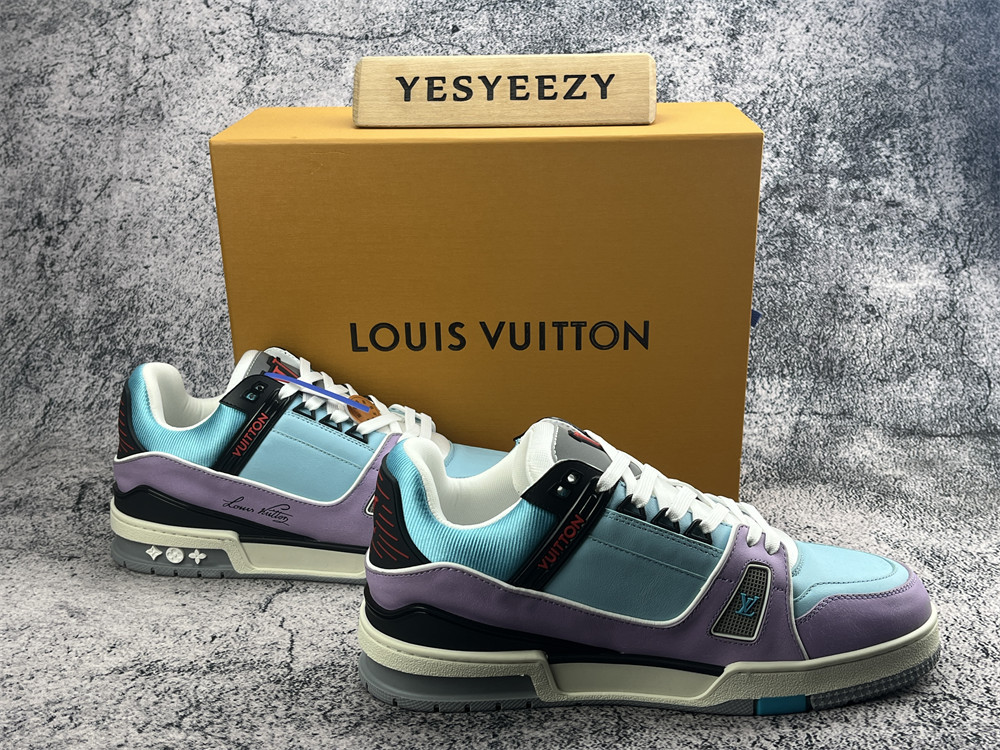UA LV Trainer Sneaker
