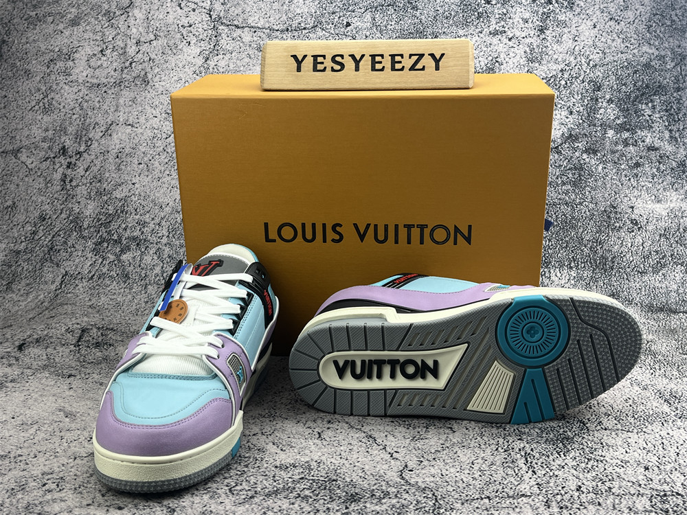 UA LV Trainer Sneaker