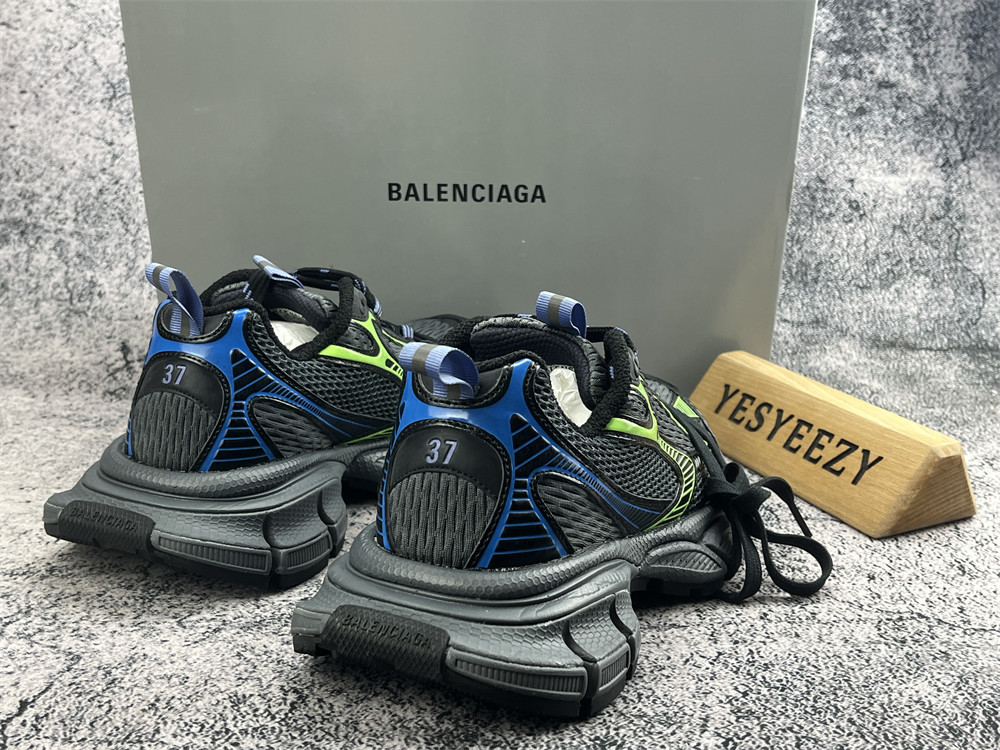 UA Balenciga 3XL Sneaker