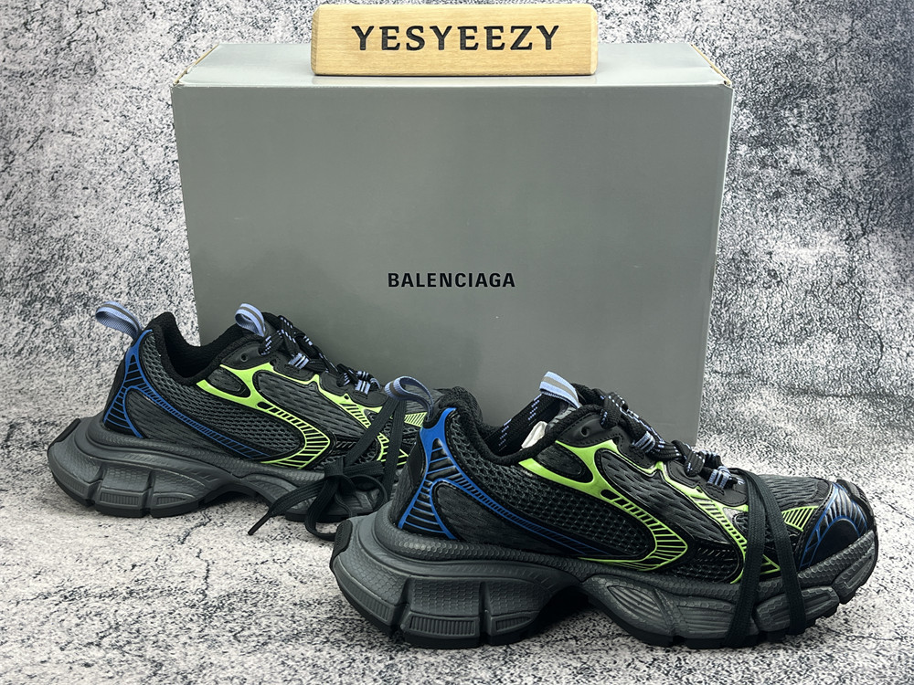 UA Balenciga 3XL Sneaker
