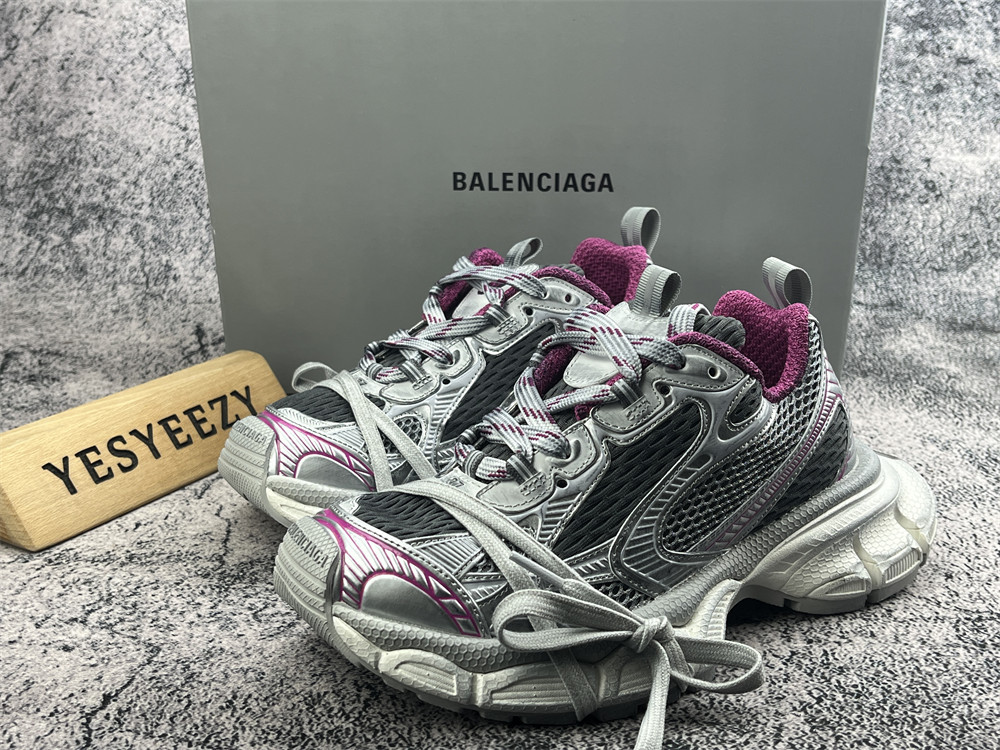 UA Balenciga 3XL Sneaker