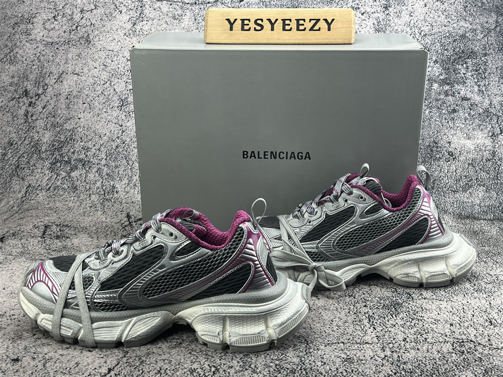 UA Balenciga 3XL Sneaker