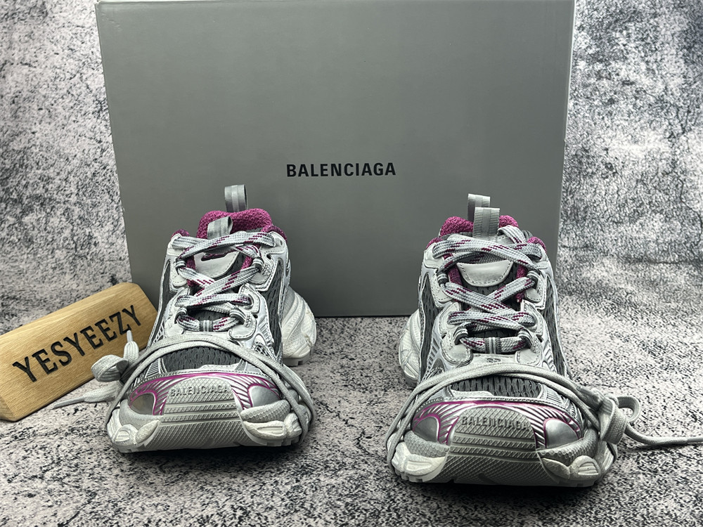 UA Balenciga 3XL Sneaker