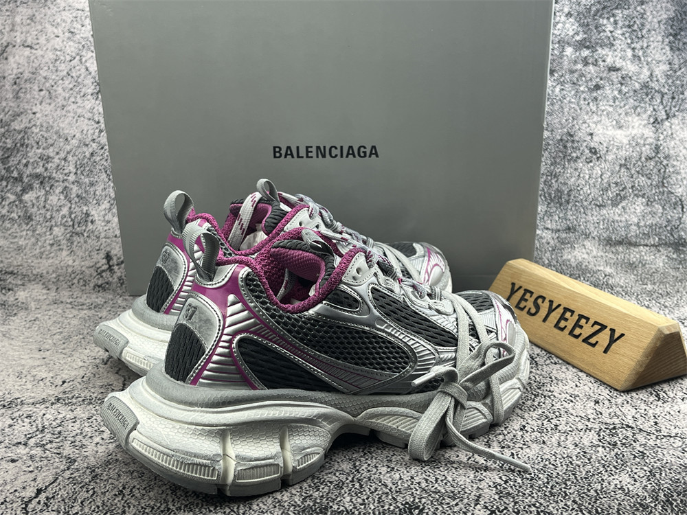 UA Balenciga 3XL Sneaker