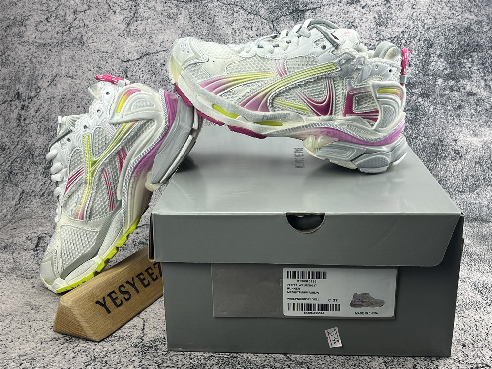 UA Balenciaga Runner Sneaker