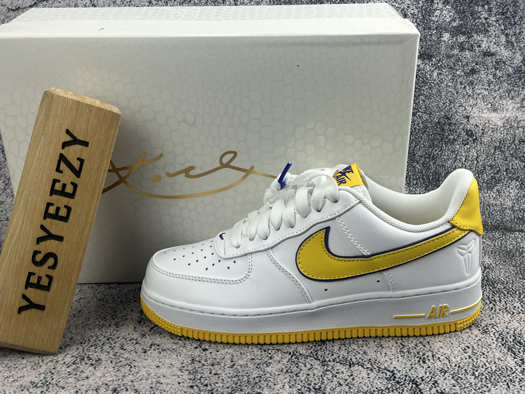 UA Nike Air Force 1 Low Retro QS