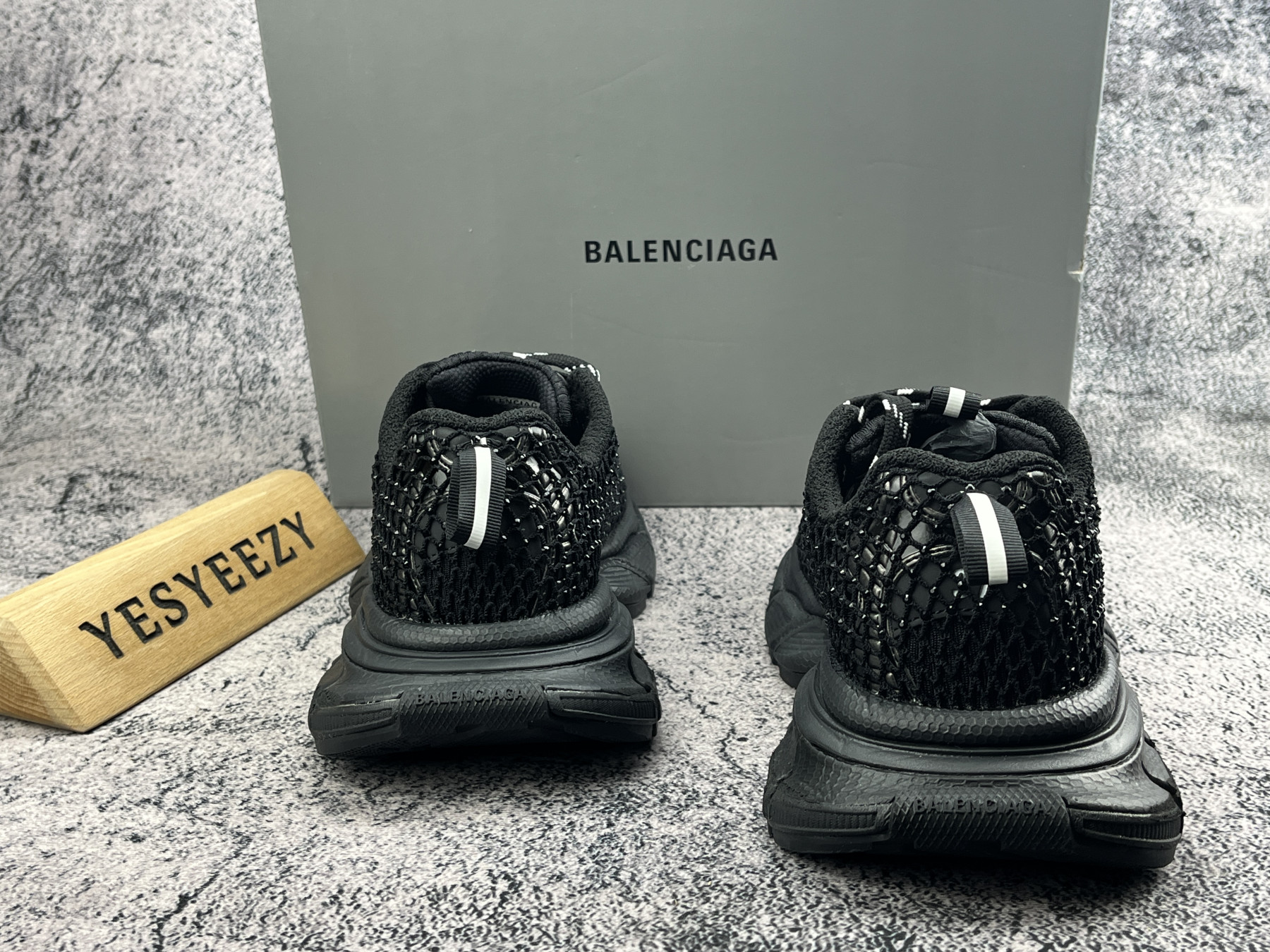 UA Balenciga 3XL Sneaker