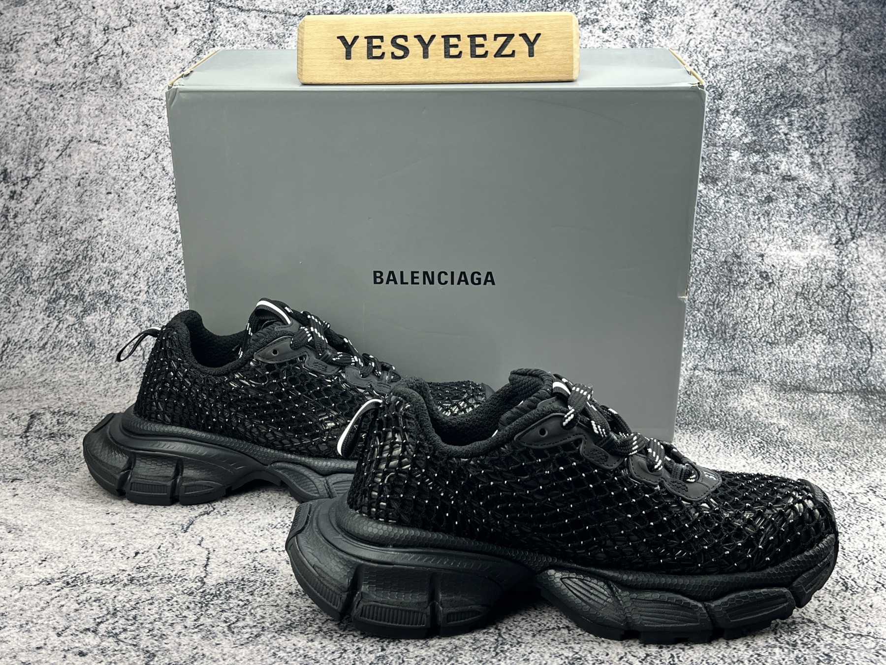 UA Balenciga 3XL Sneaker