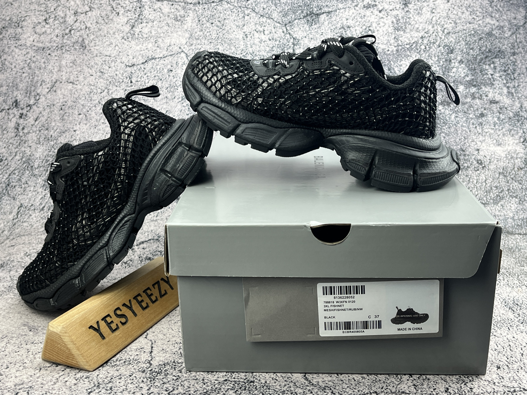UA Balenciga 3XL Sneaker