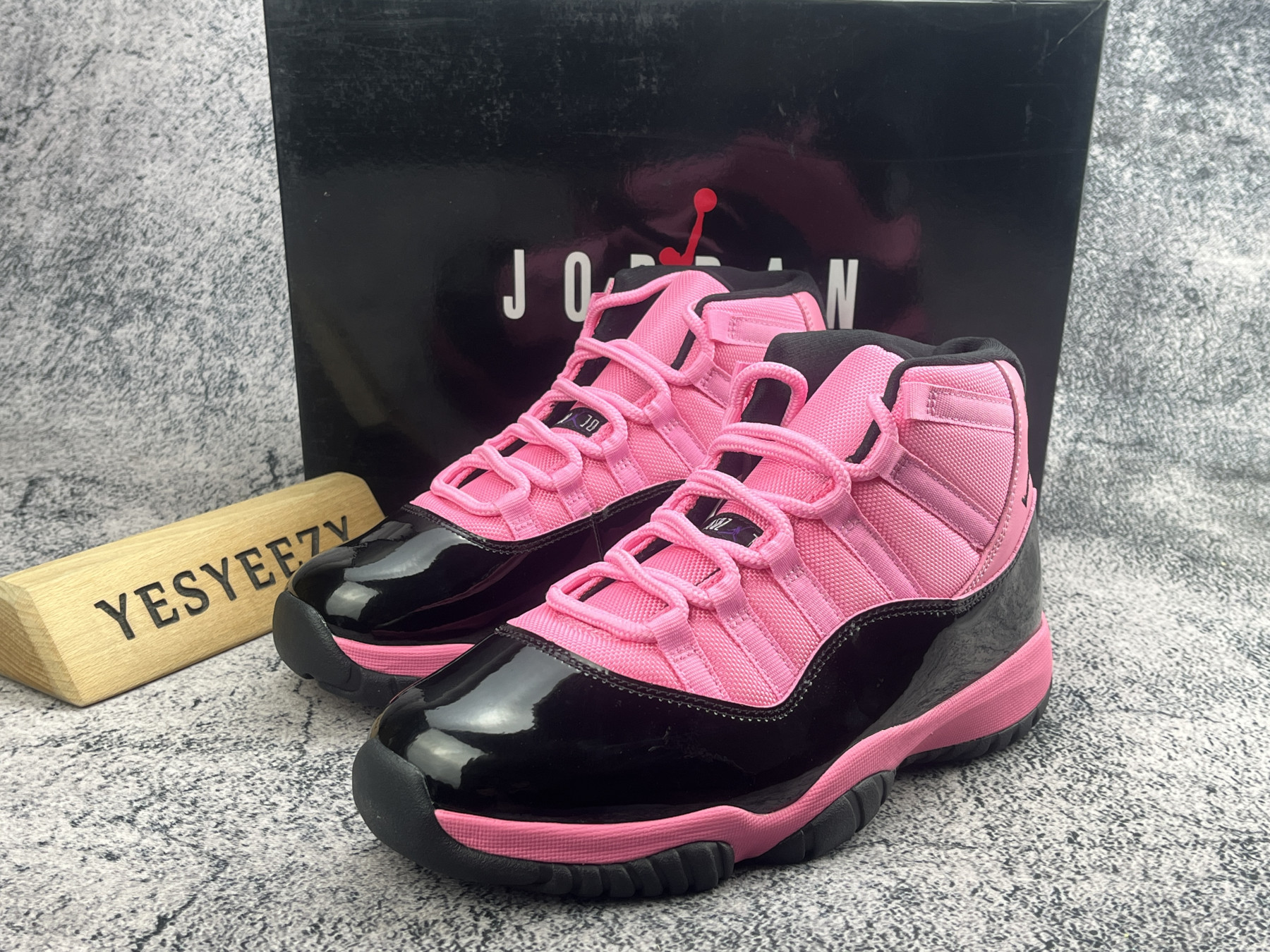 UA Jordan 11 Retro