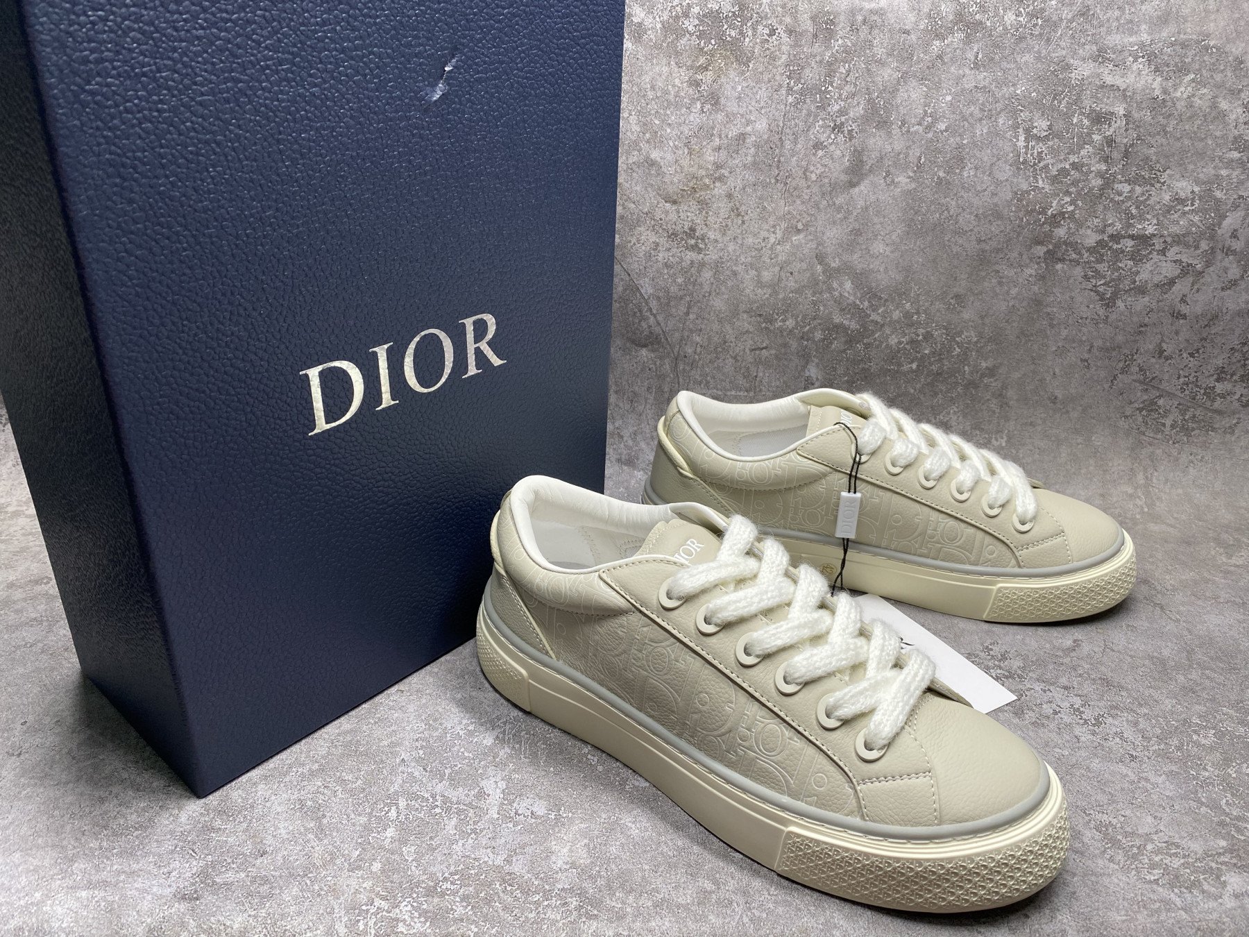 UA D10r B33 Sneaker