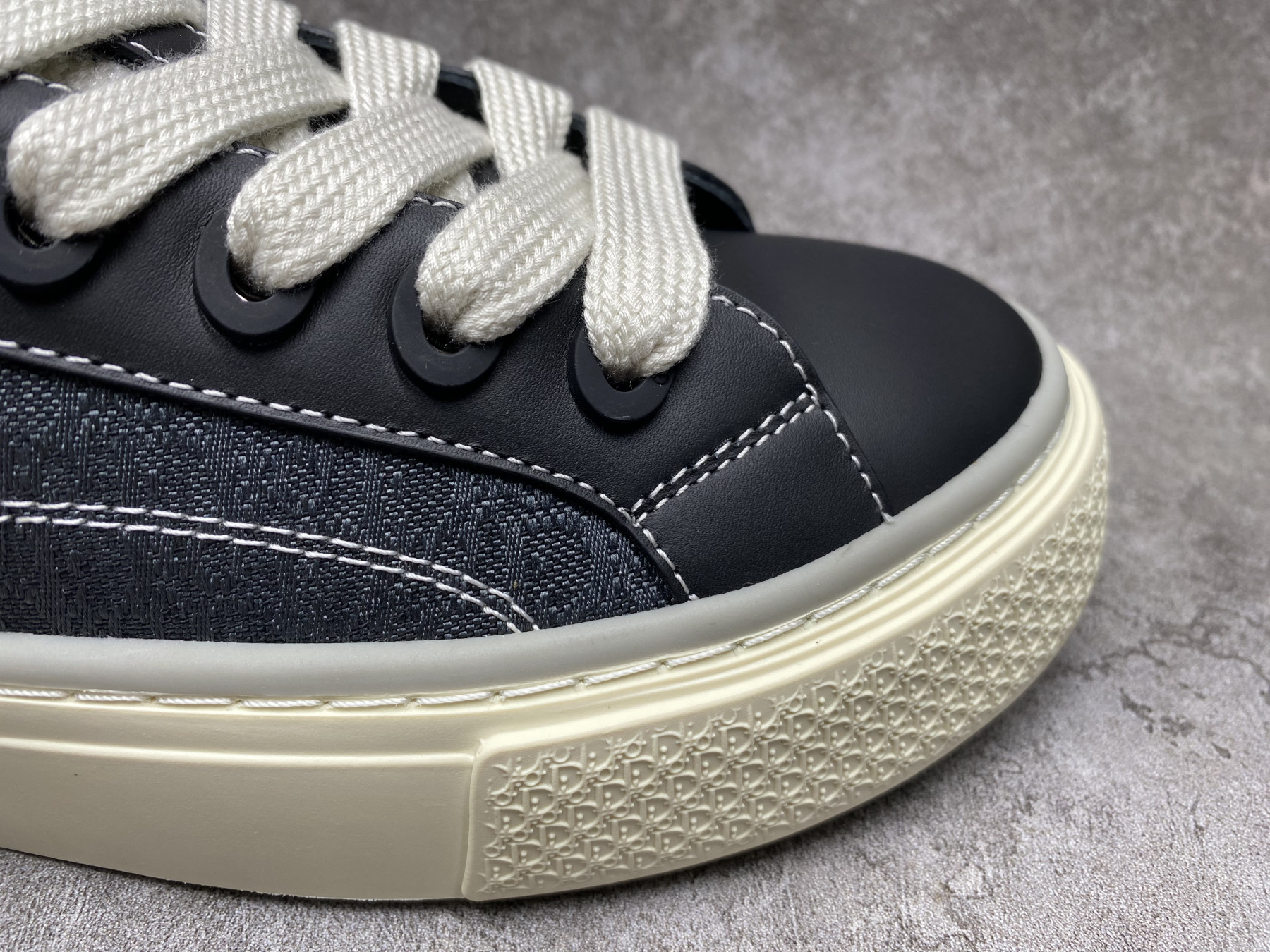 UA D10r B33 Sneaker