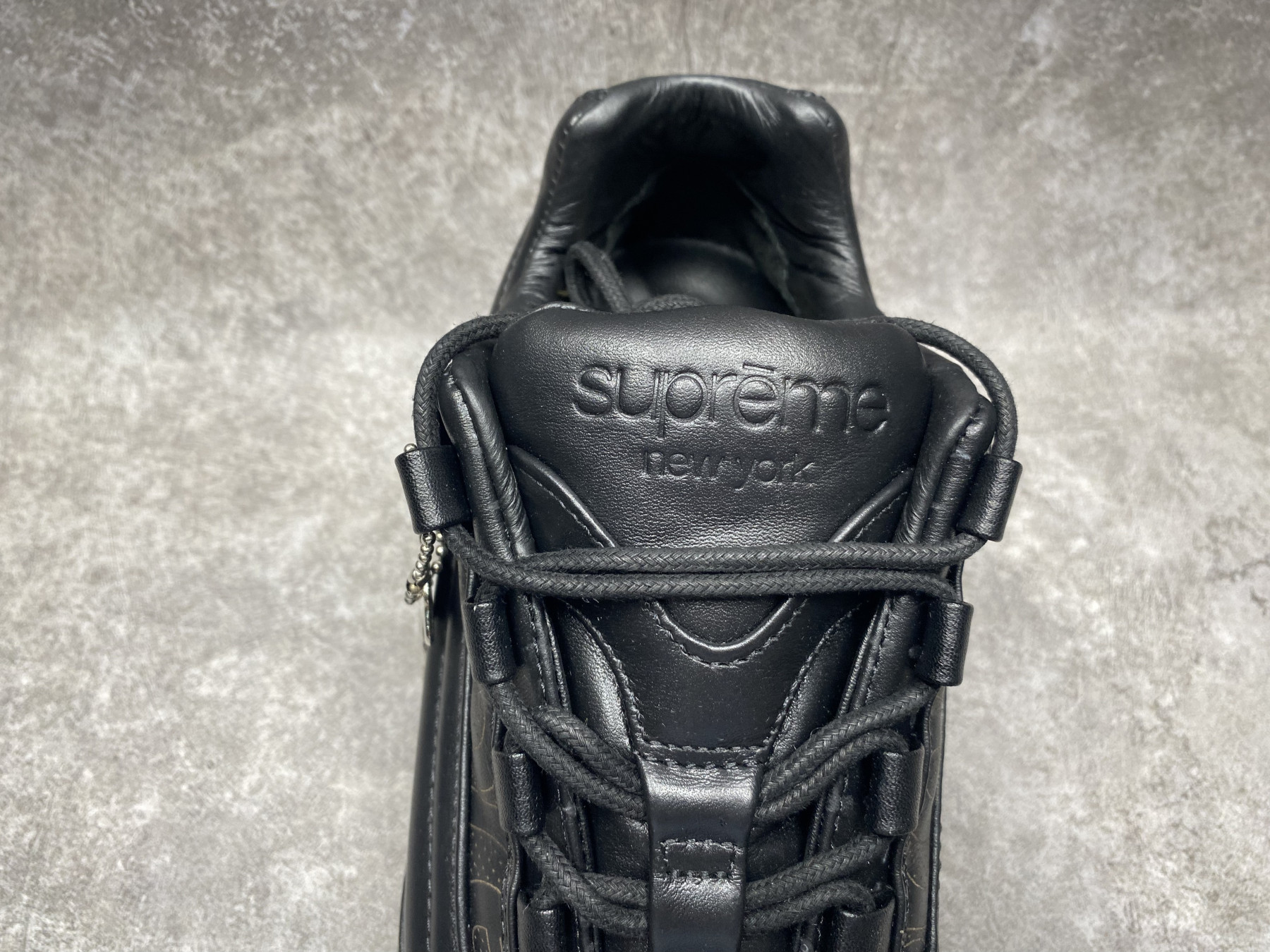 UA Nike Air Max 95