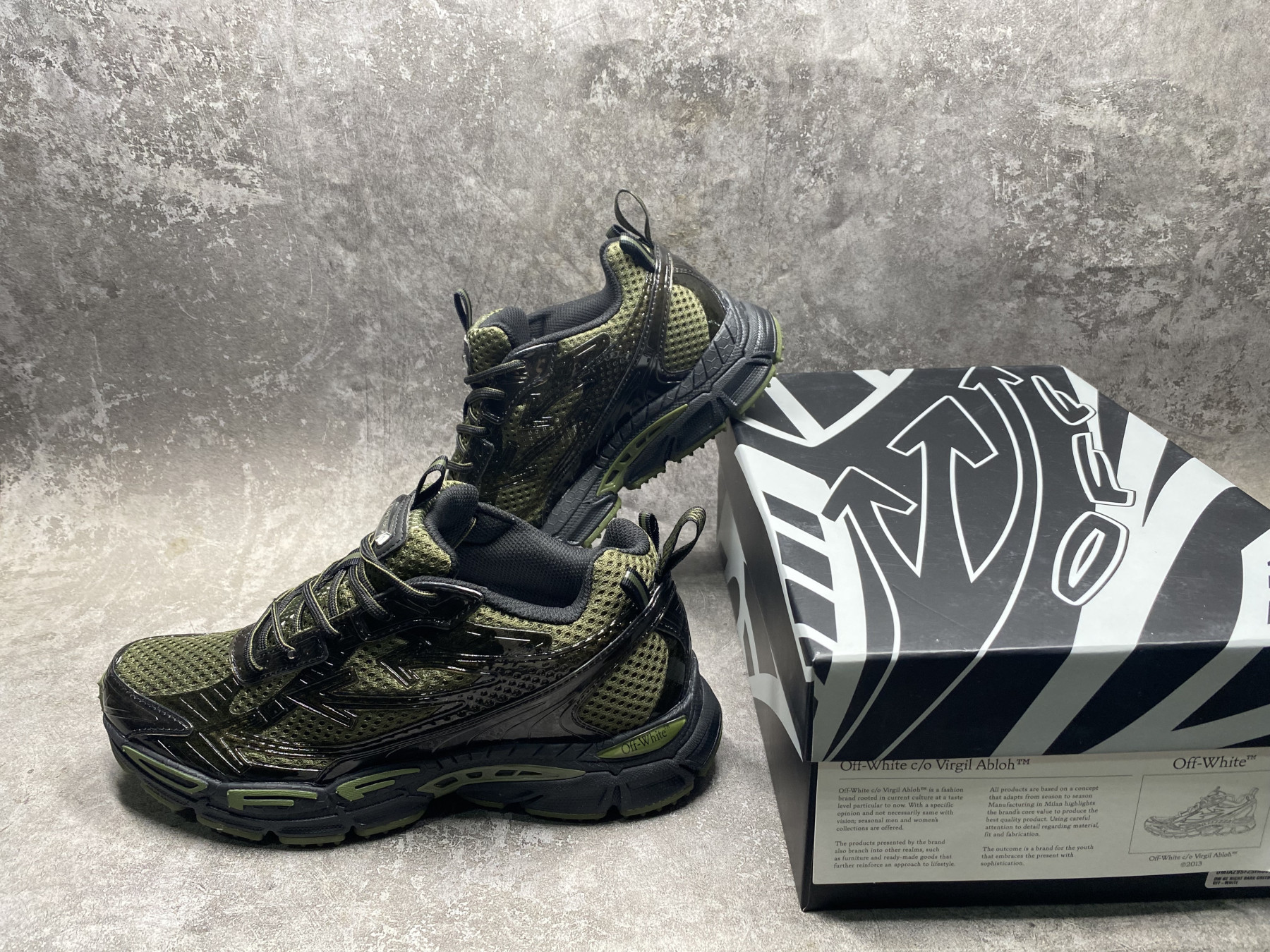 UA Off-White "BE RIGHT BACK"