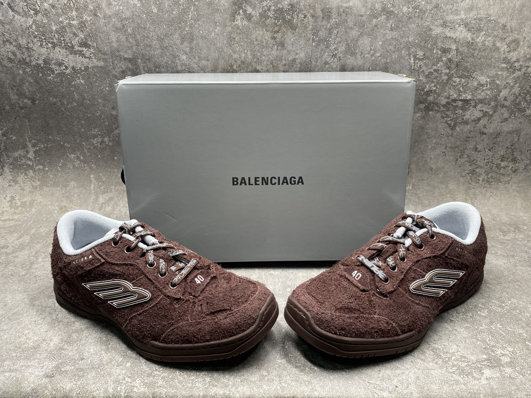 UA Balenciaga Hamptons Worn-out Sneaker (run one size large)