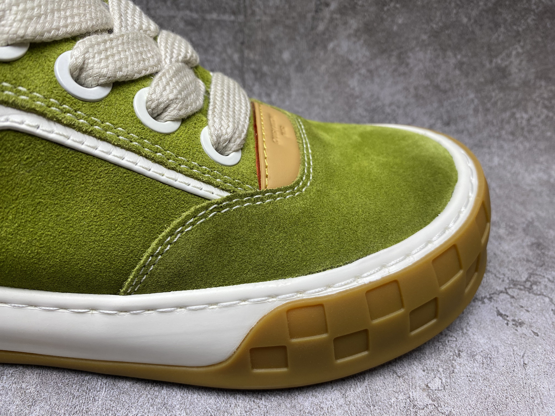 UA LV Tilted Sneaker