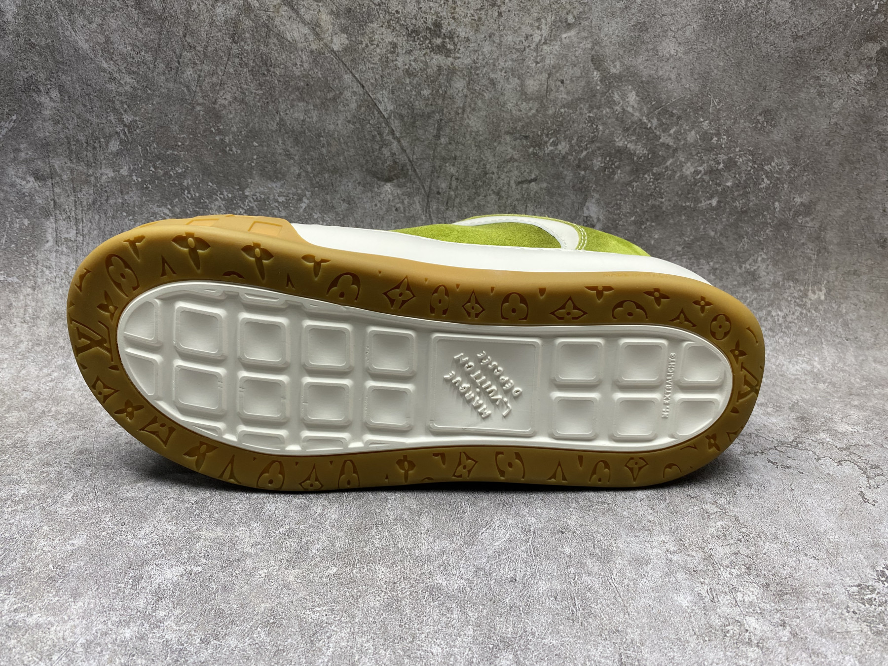 UA LV Tilted Sneaker