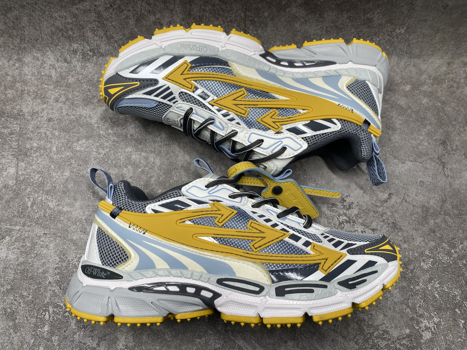 UA Off-White "BE RIGHT BACK"