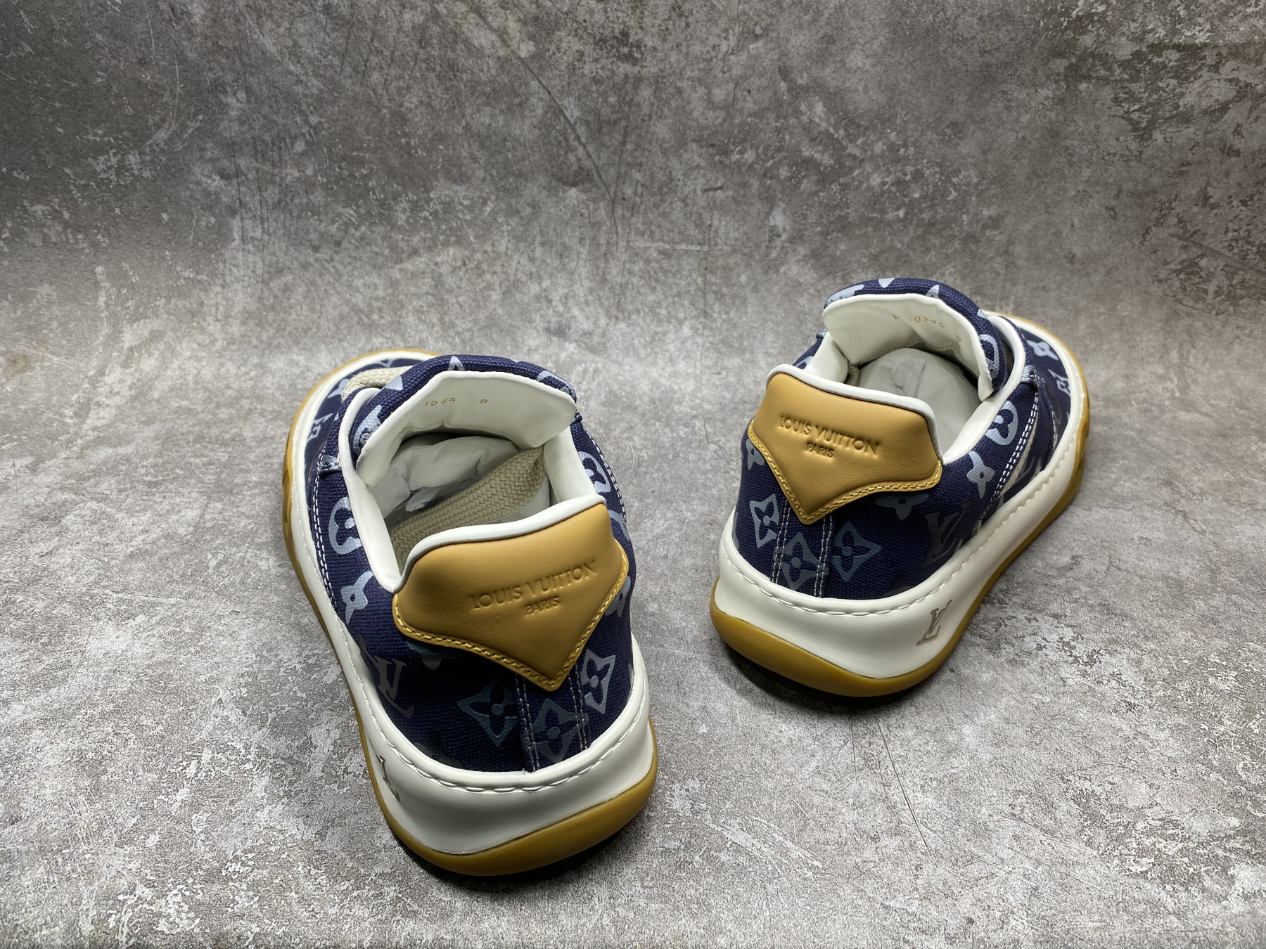 UA LV Tilted Sneaker