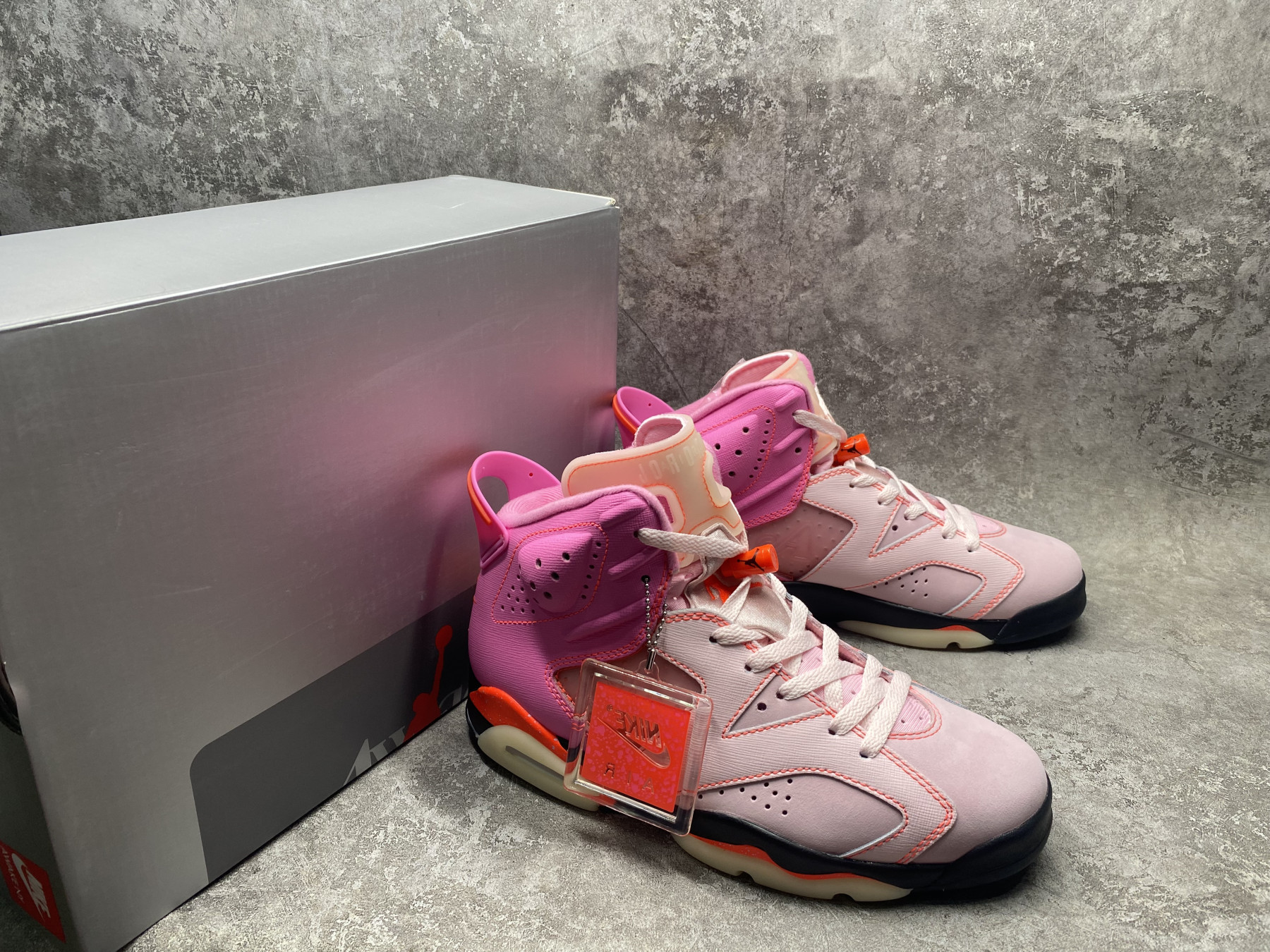 UA AIR Jordan 6 Retro