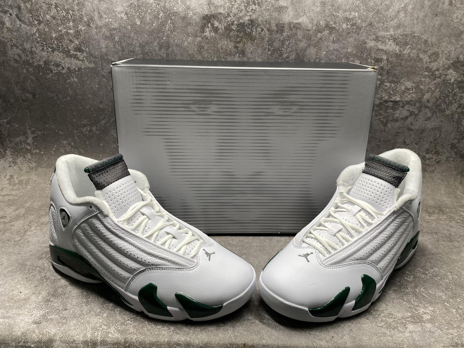 UA AIR Jordan 14 Retro
