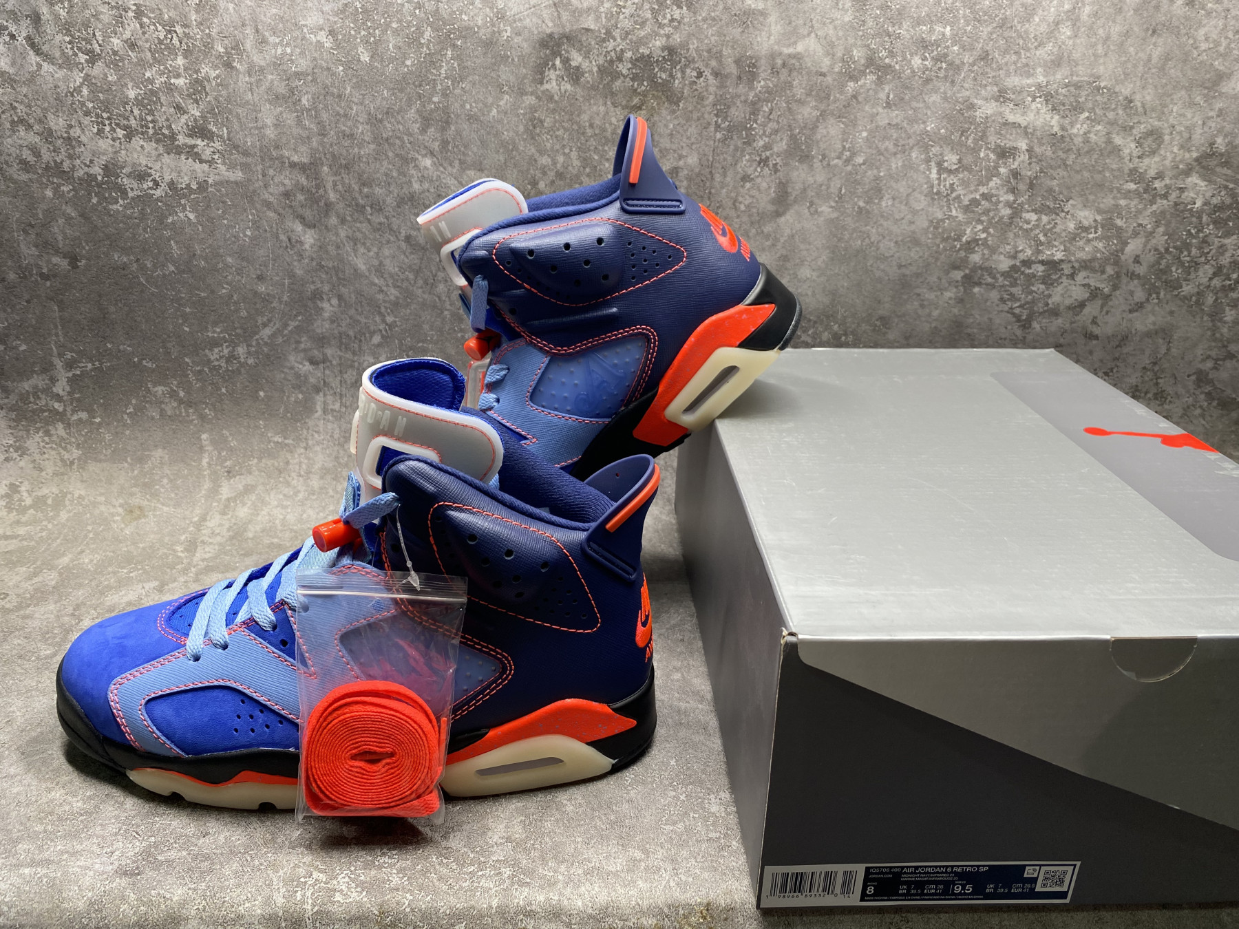 UA AIR Jordan 6 Retro