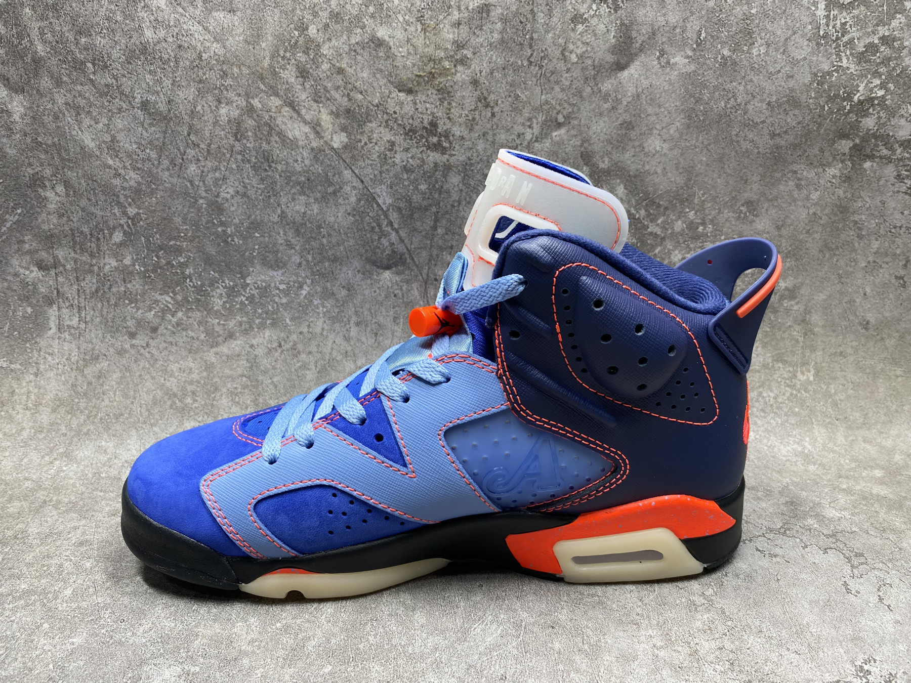 UA AIR Jordan 6 Retro