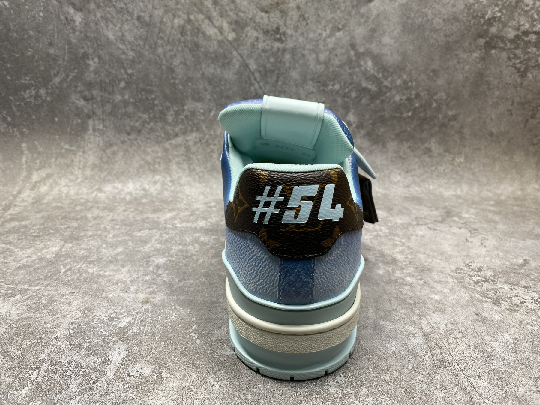 UA LV trainer Sneakers