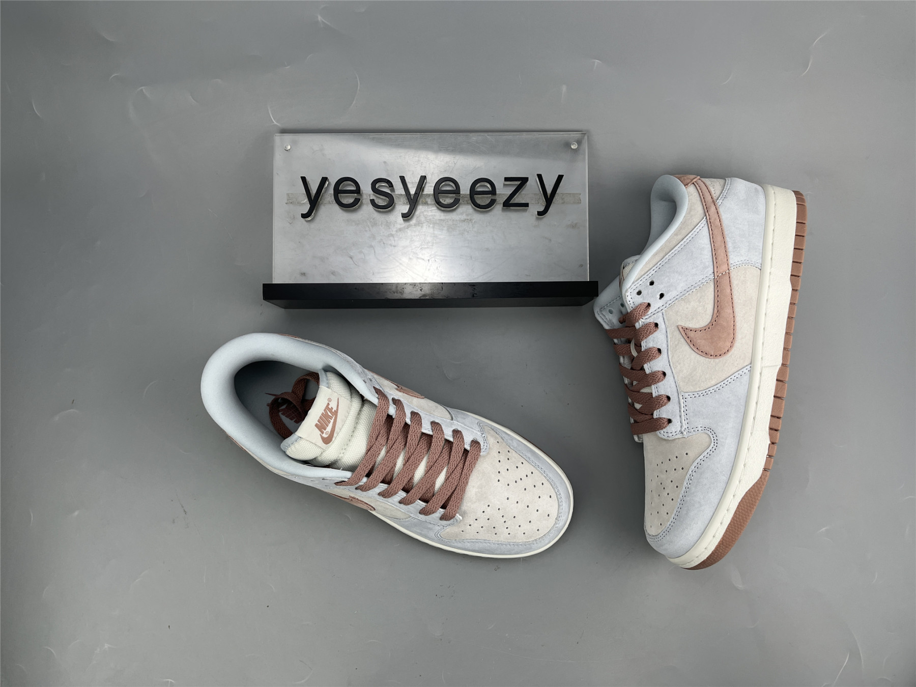 ua nike dunk low retro preM1vm