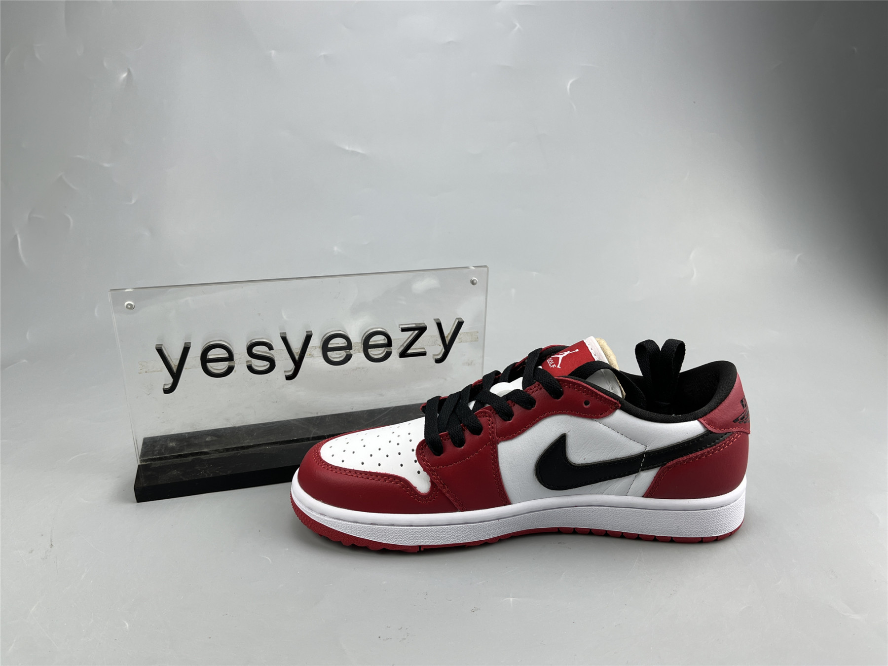 UA AIR JORDAN 1 LOW GOLF