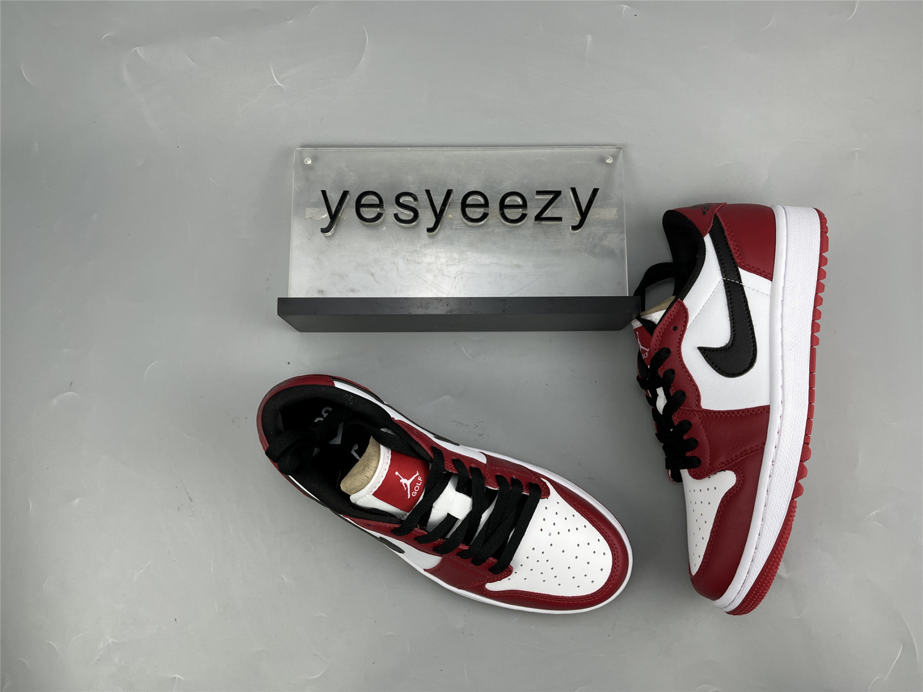 UA AIR JORDAN 1 LOW GOLF