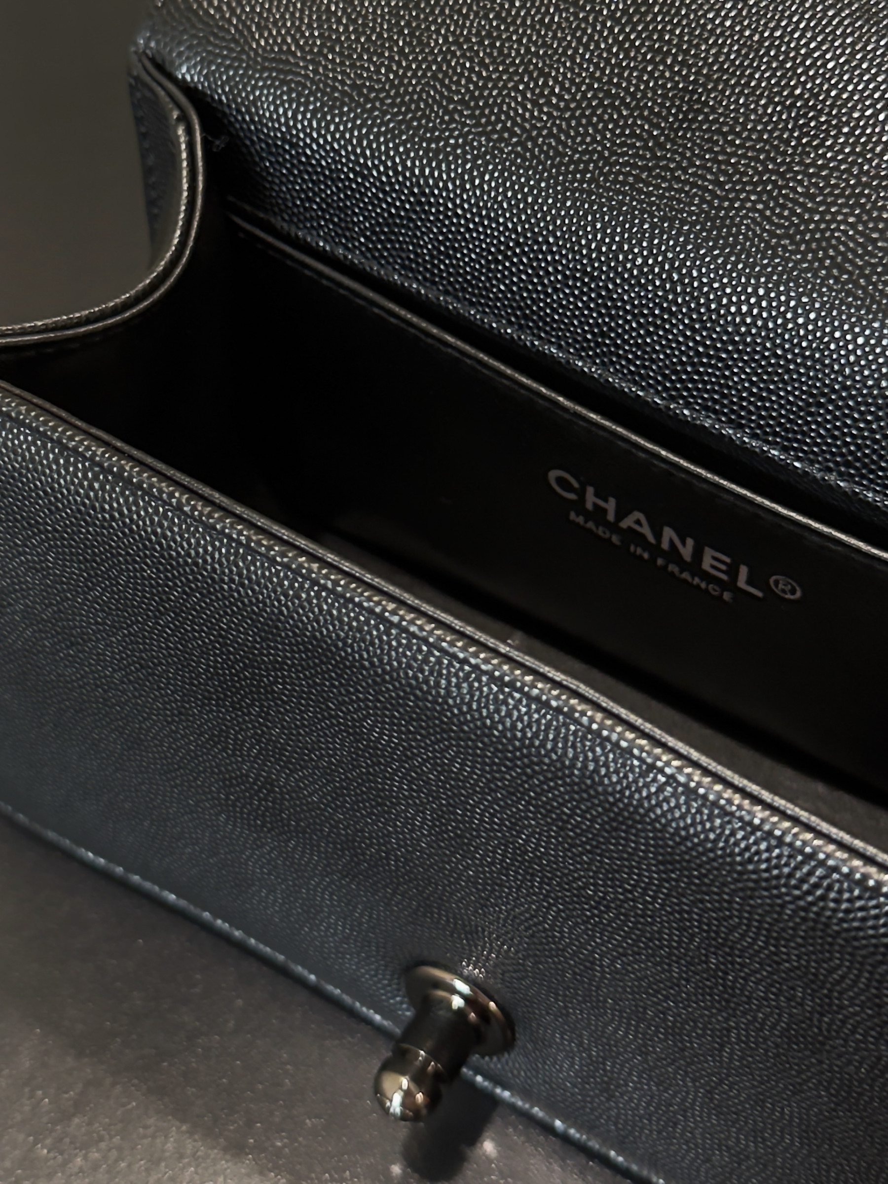 Chanel Boy Handbag 12x20x7cm