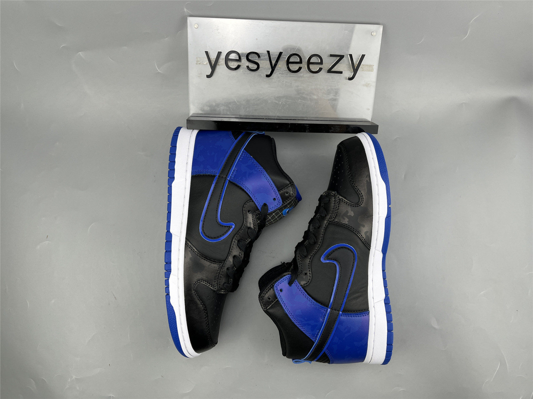 UA NIKE DUNK HIGH RETRO SE