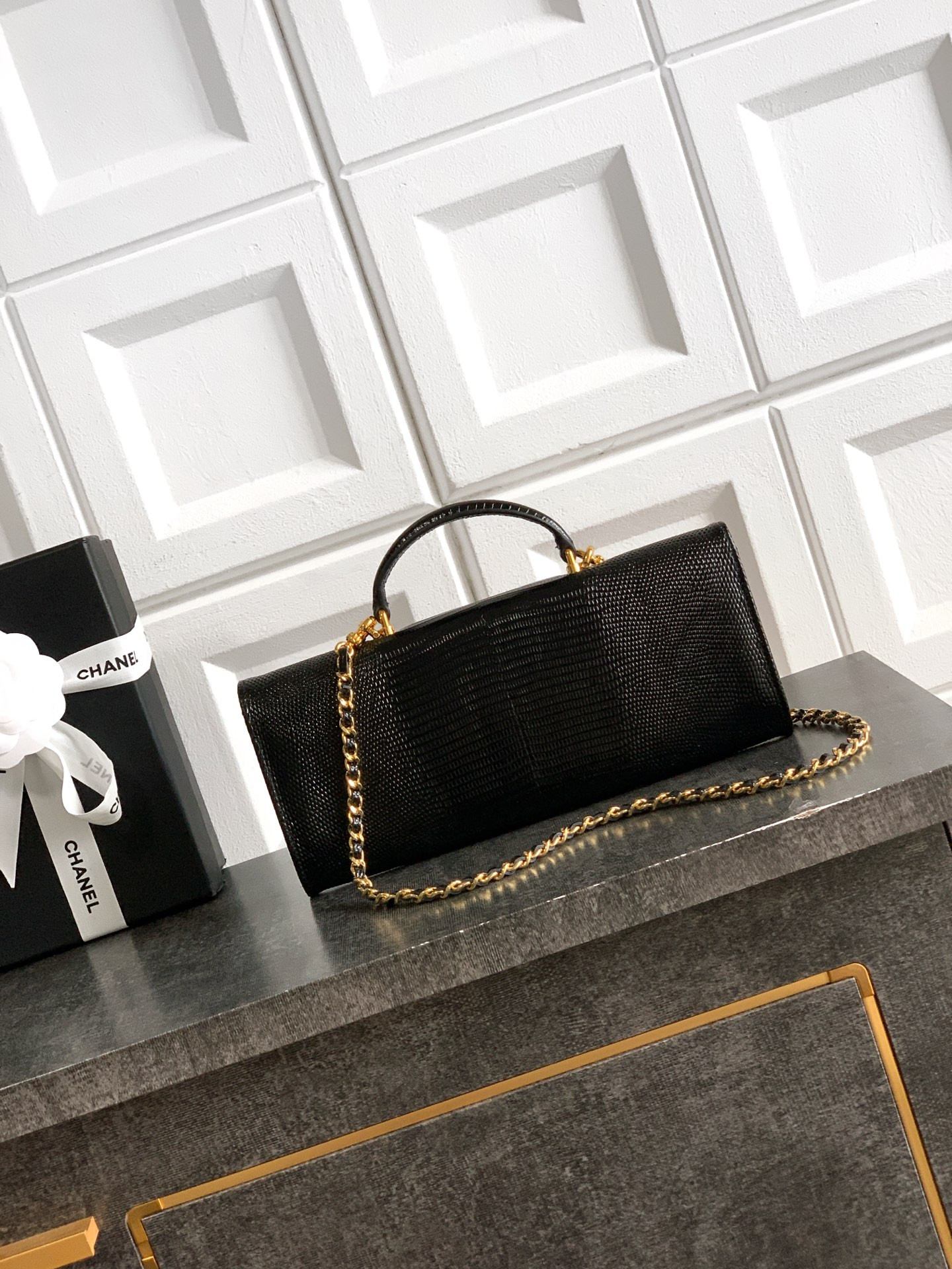 Chanel Clutch with chain AP5280 9.5x25x5cm