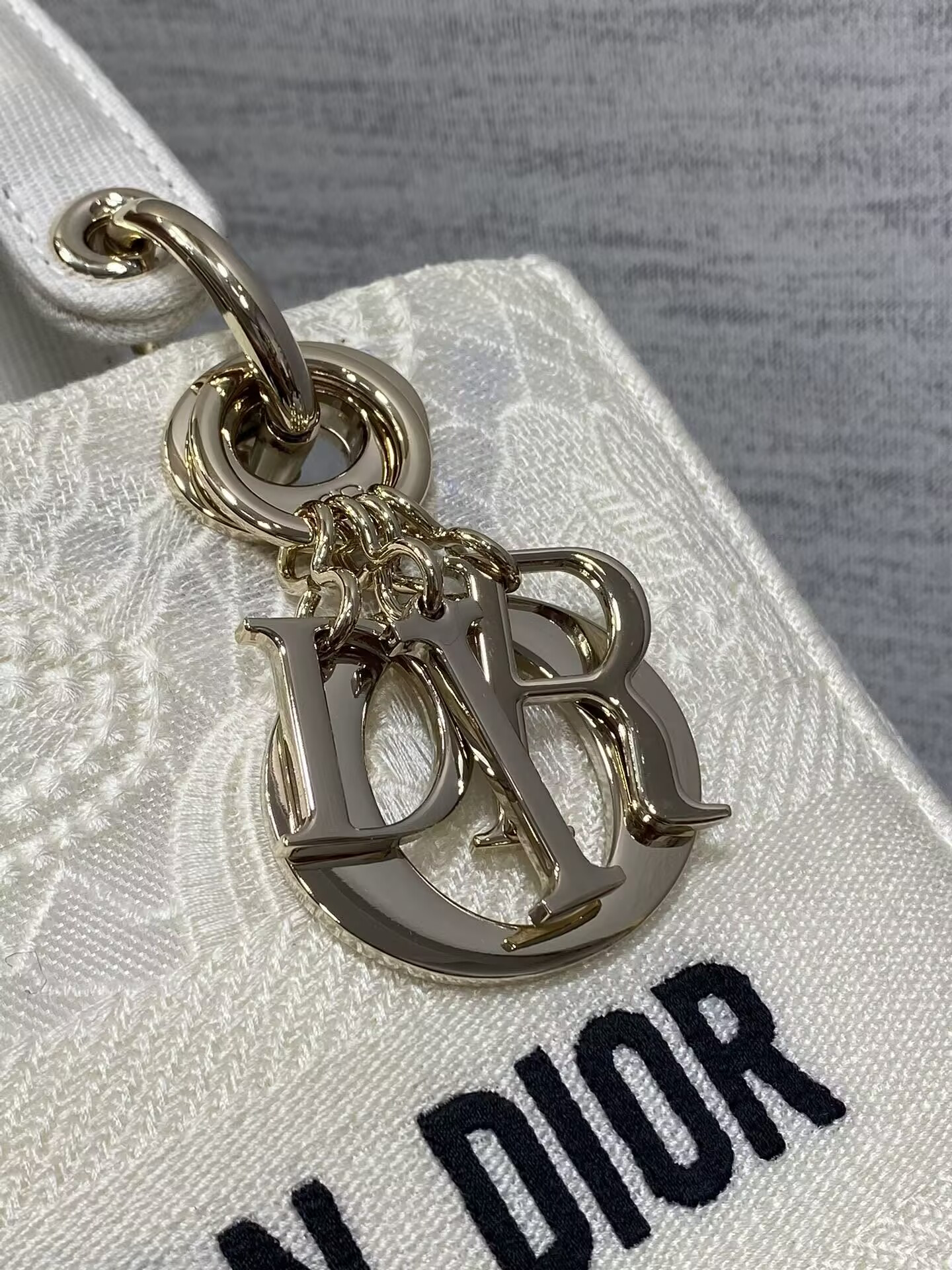 Dior Medium Lady D-Lite Bag 24x20x11cm
