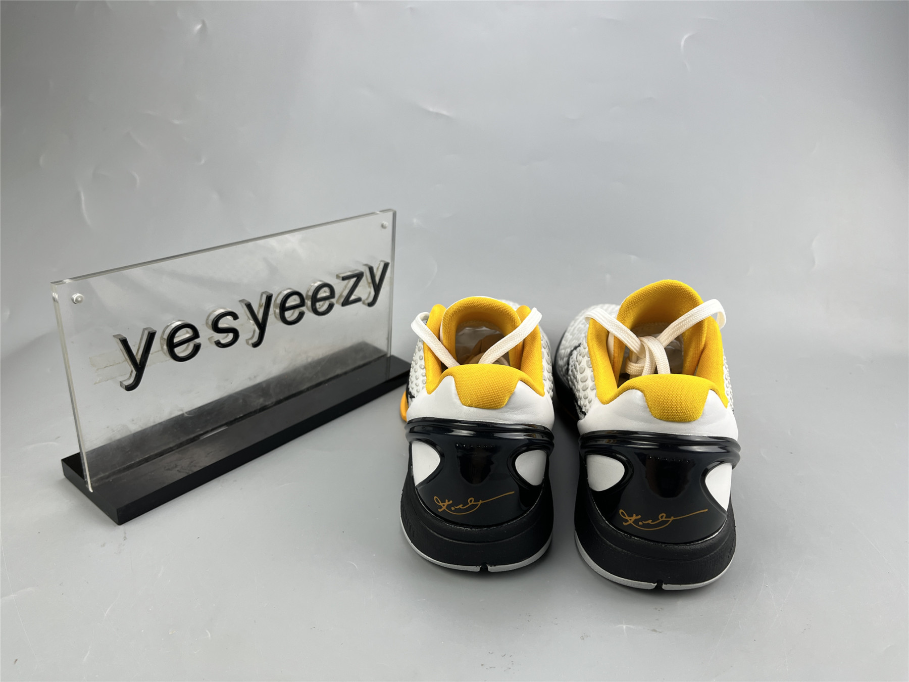 UA NIKE ZOOM KOBE 6 PROTRO