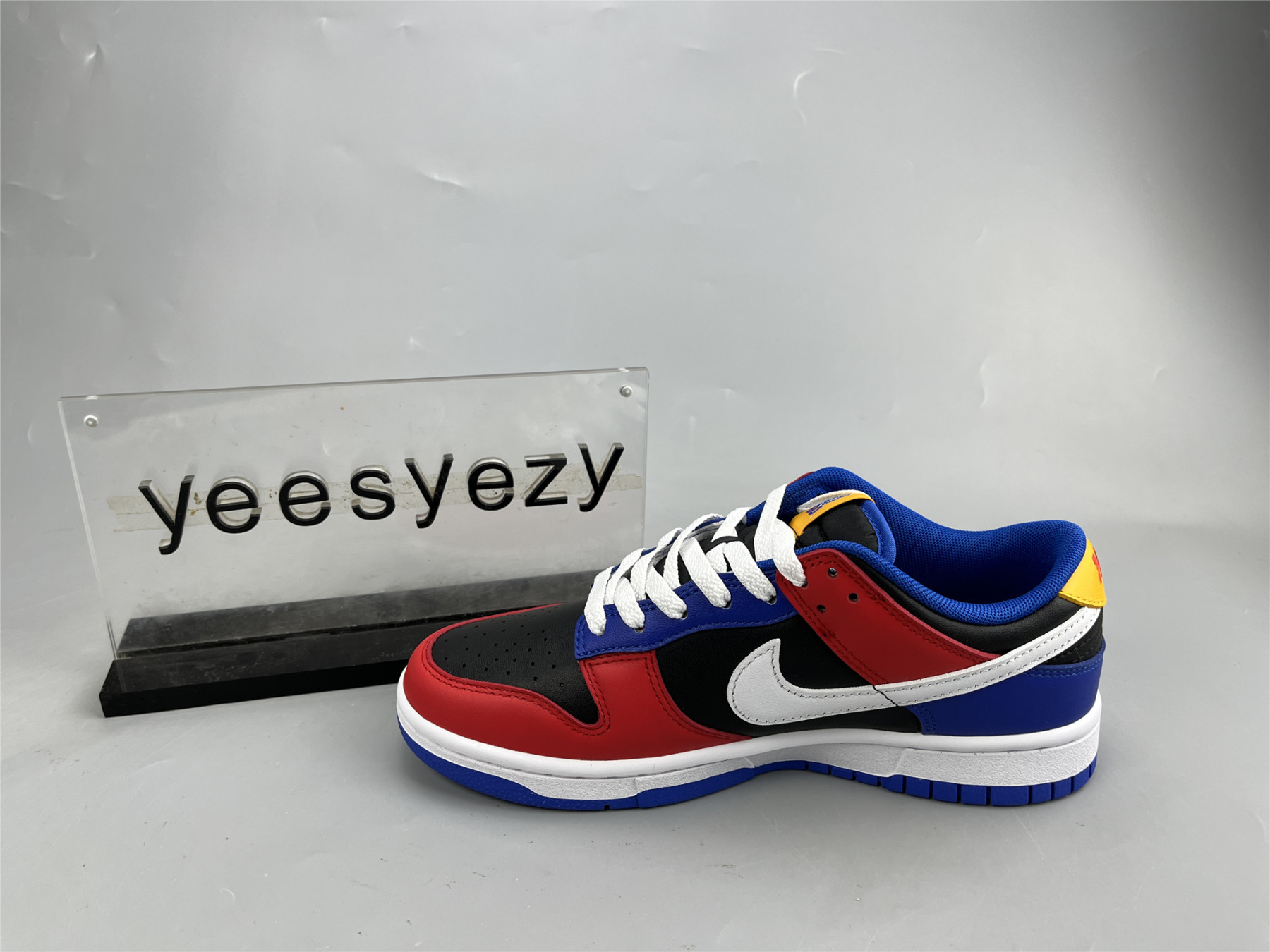 UA NIKE TENNESSEE STATE UNIVERSITY X DUNK LOW