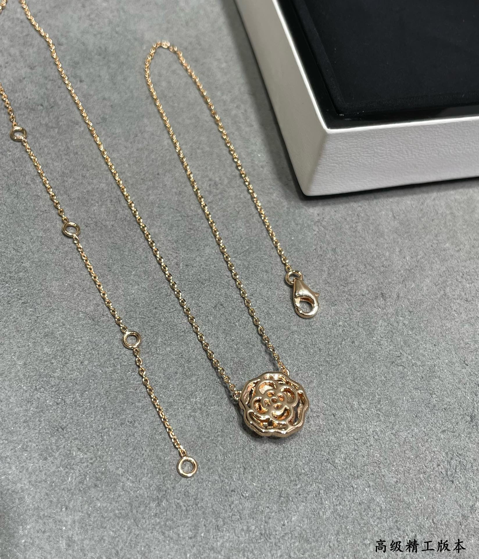 Ch**el Camellia japonica Necklace