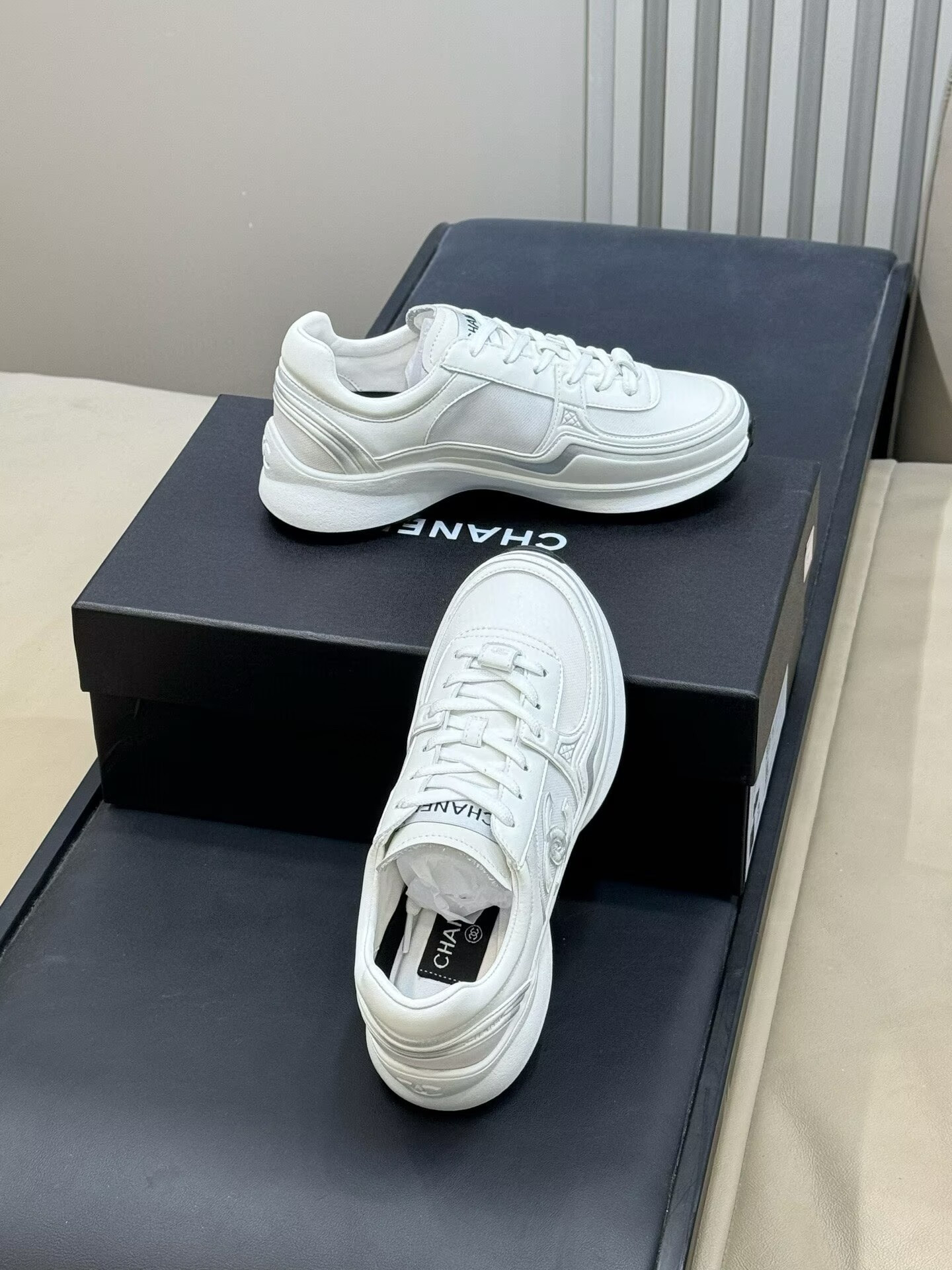 ua Ch**el sneakers