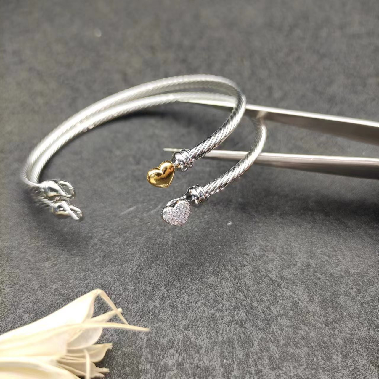 dau1d Yvrm*n 3mm hook bracelet(wrist circumference 15-18cm)