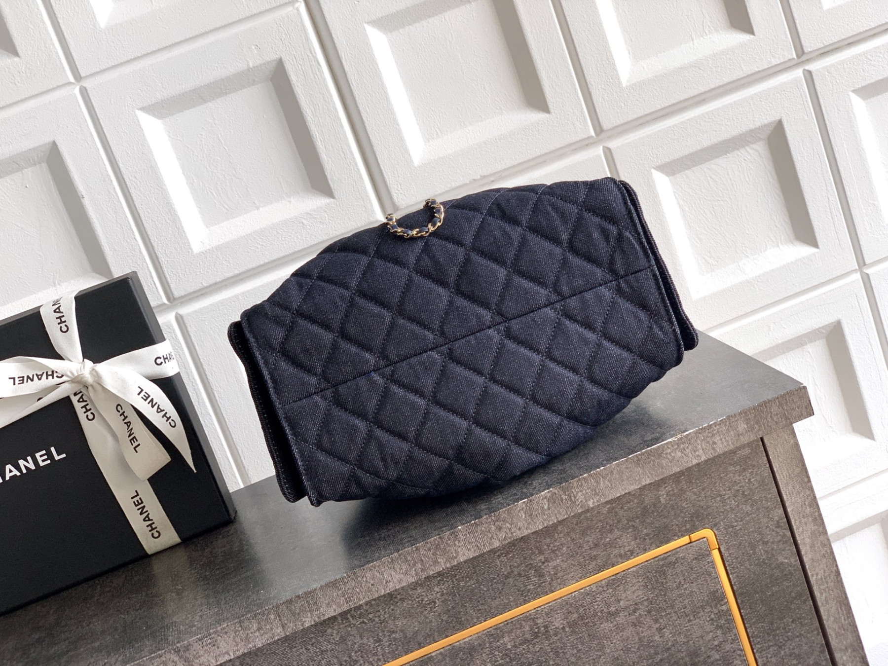 CHANEL 25C Bucket BAG 30x26x14cm