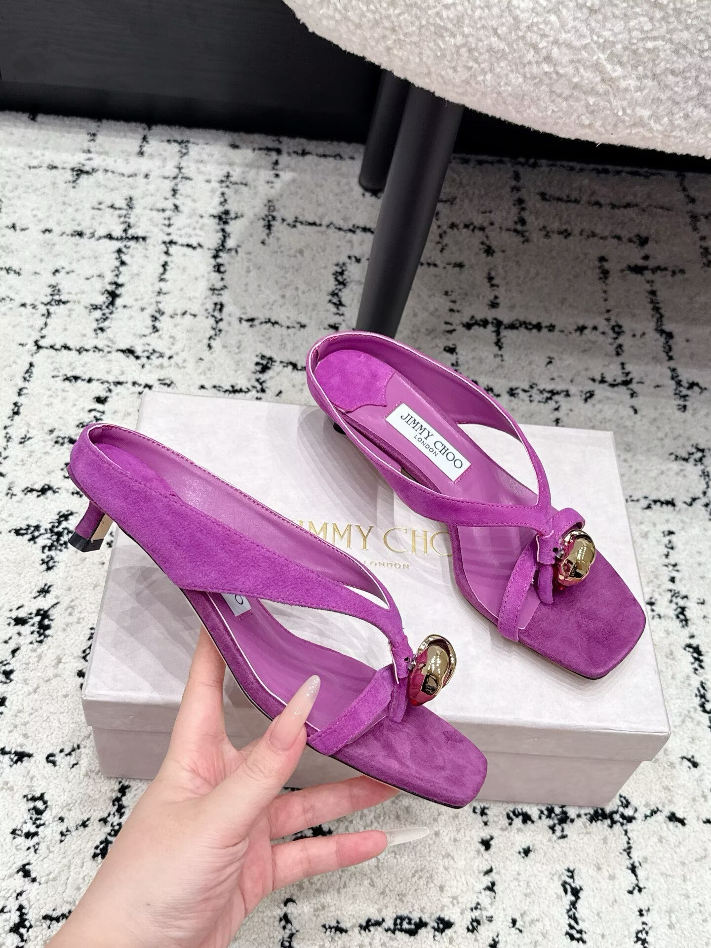 ua J1m*y Ch00 emeri sandals