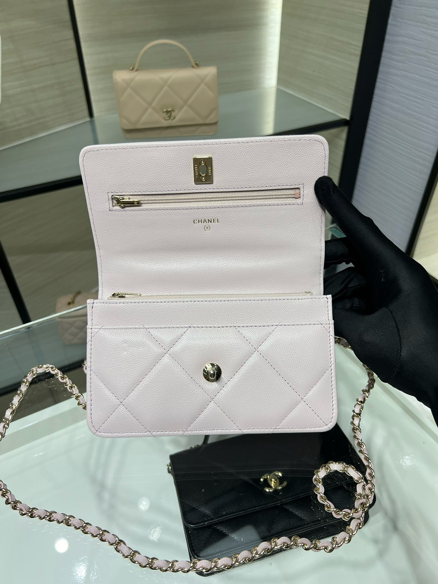 Chanel FLAP BAG WITH TOP HANDLE 19x12x3.5cm